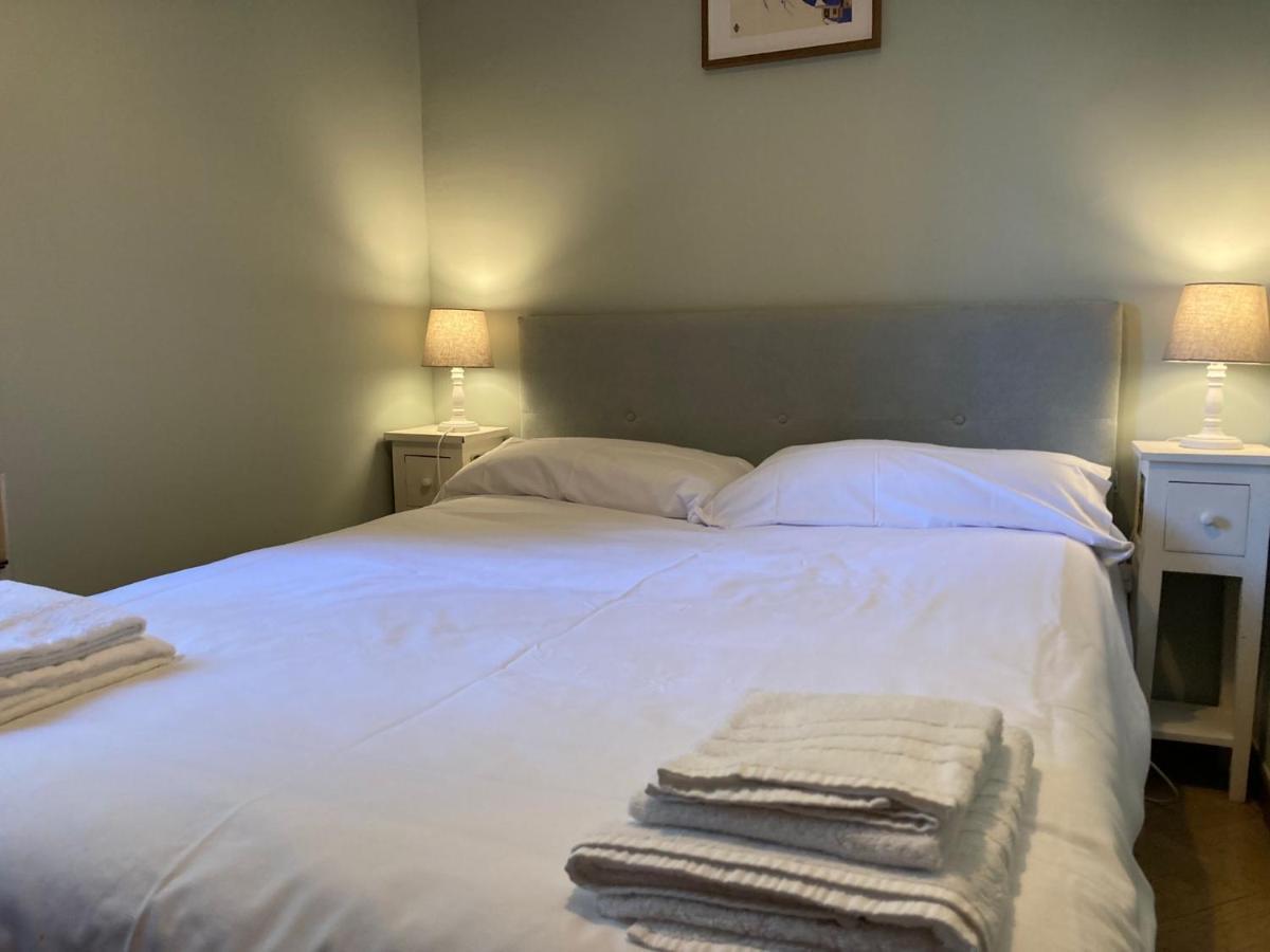 Los Cedros, Gran Chalet Con Piscina Y Apartamento En Navacerrada Eksteriør bilde