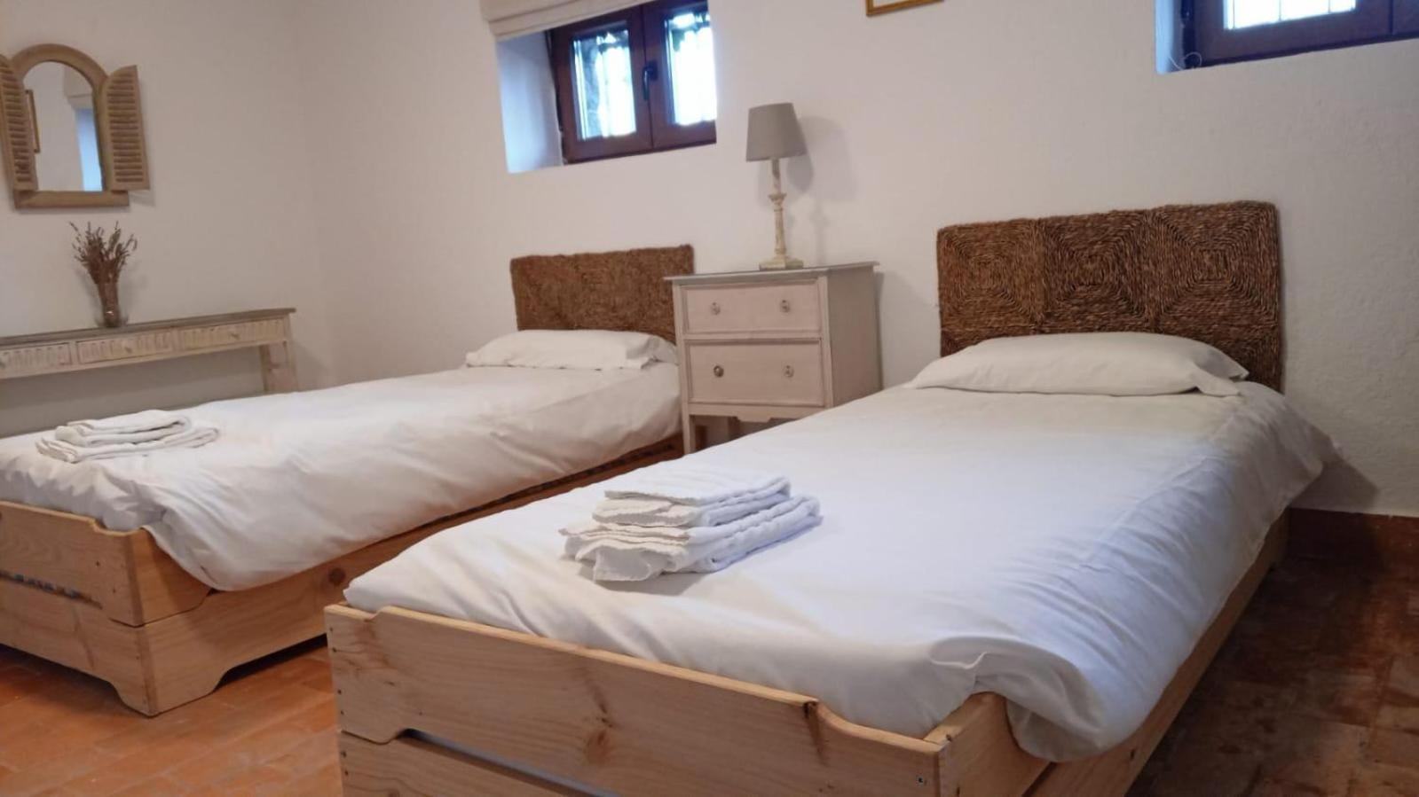 Los Cedros, Gran Chalet Con Piscina Y Apartamento En Navacerrada Eksteriør bilde